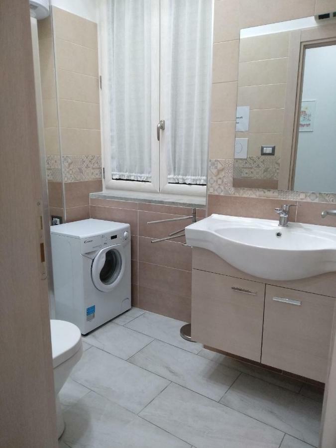 Casa Al Porto Apartment เนเปิลส์ ภายนอก รูปภาพ